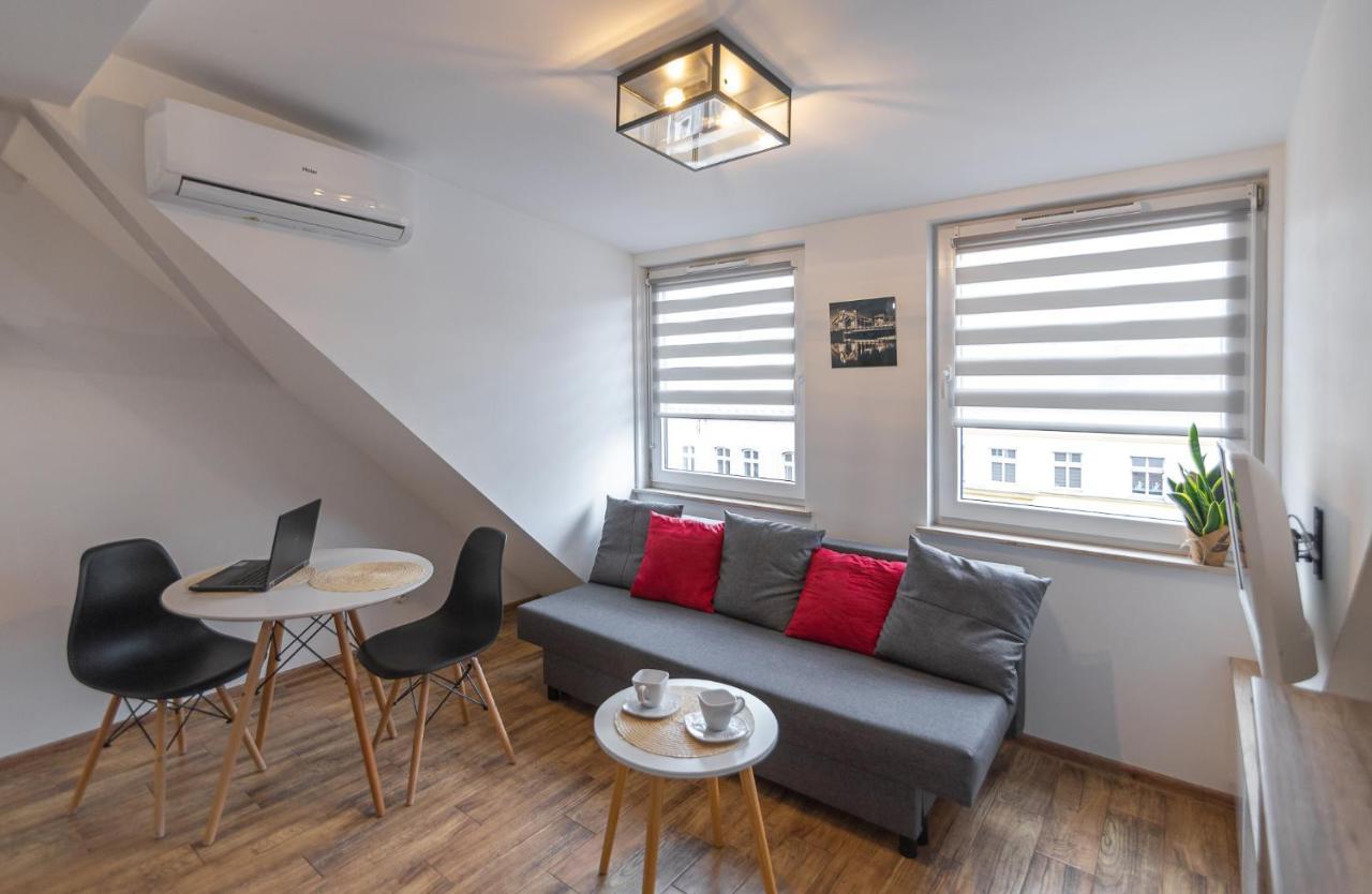 Apartamenty Niedaleko Dworca Od Wroclawapartament-Pl Exterior foto